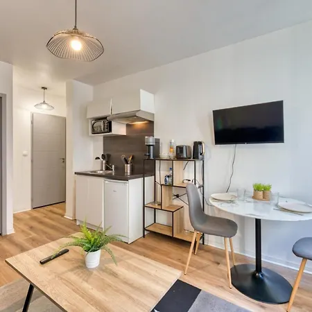 Le Thibaut Renove Au Coeur De