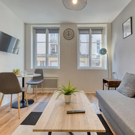 Le Thibaut Renove Au Coeur De Apartment Rouen