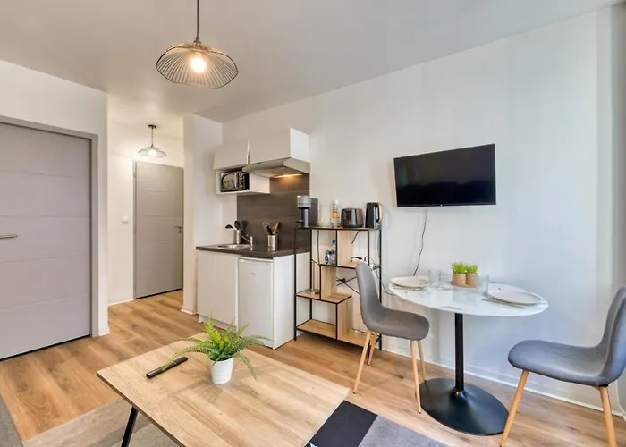 Le Thibaut Renove Au Coeur De